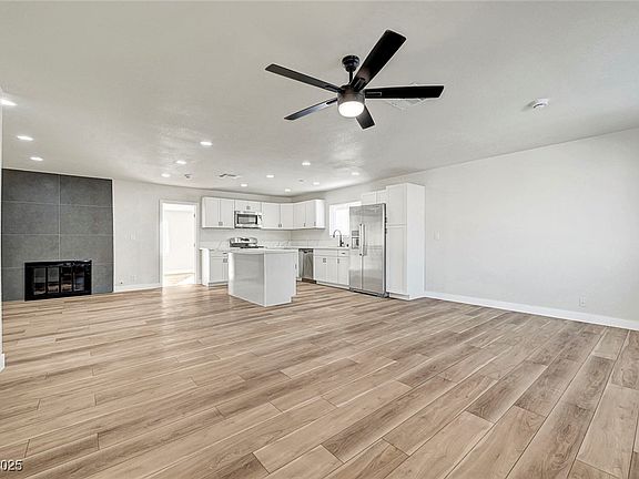 5th image of 4801 Alameda Ave