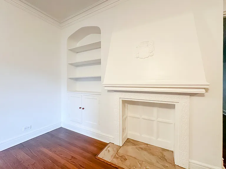 815A Forest Ave #1 — Photo 7
