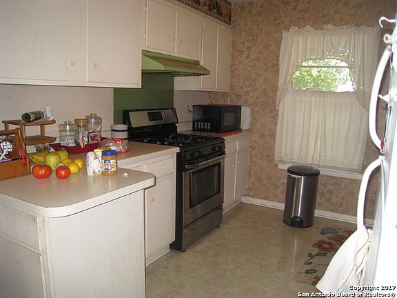4th image of 4034 Kirby Dr