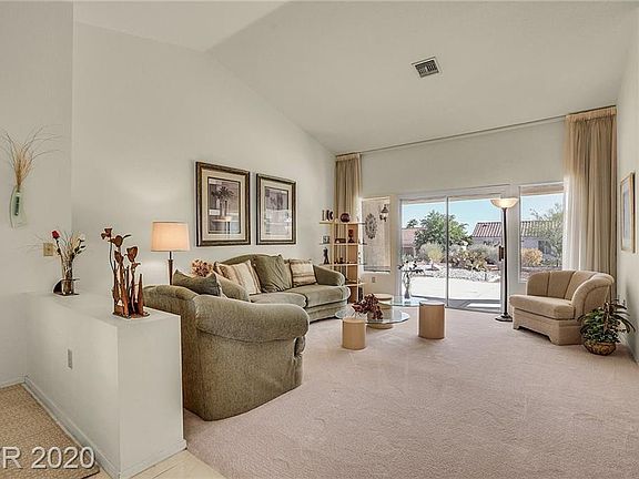 2nd image of 2406 Sungold Dr