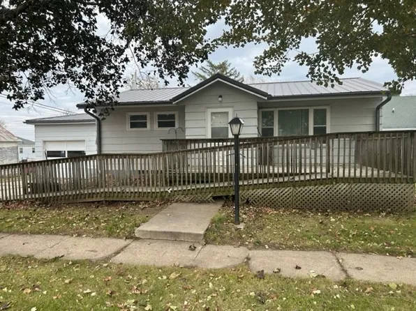 310 Washington St, Gladbrook, IA 50635