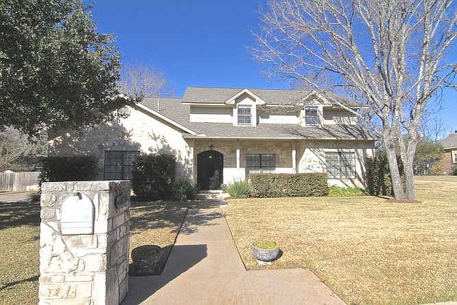 1st image of 11402 Pencewood Dr