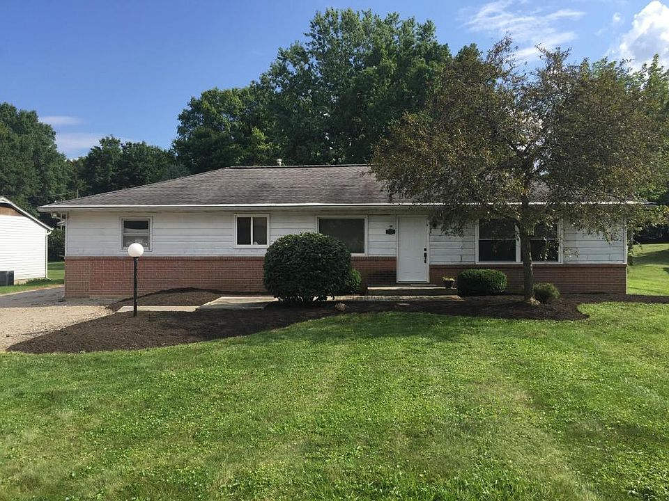1st image of 245 Tyler Ave