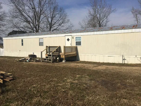126 Pate Farm Ln, Goldsboro, NC 27534