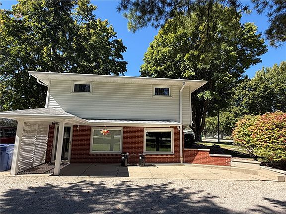 3rd image of 11 Payne Dr