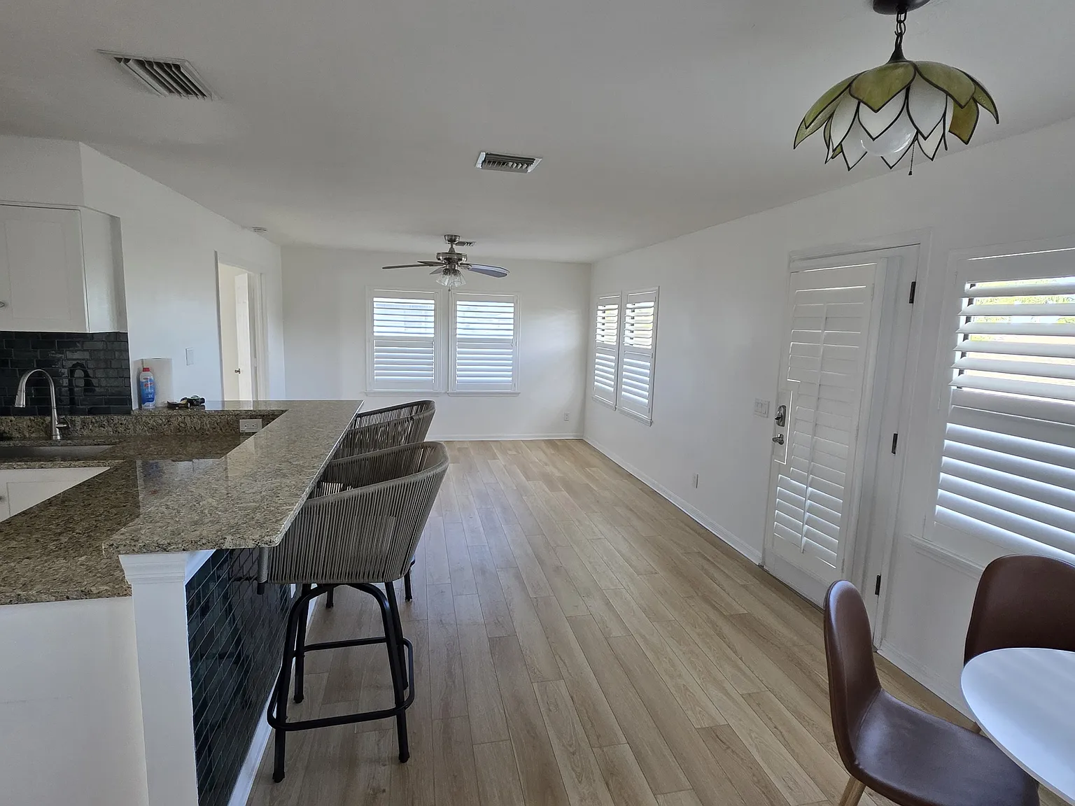 2 bed, 874 sqft, $1,500 — Photo 4