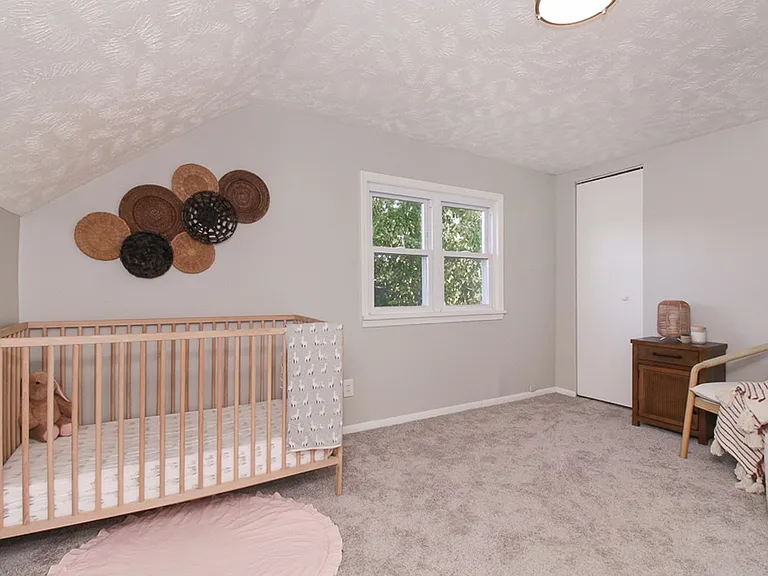 7329 Ward Rd — Photo 33