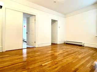 494 Plandome Rd #A, Manhasset, NY 11030