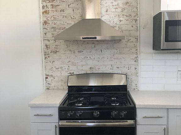 2nd image of 3701 Danneel St