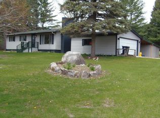 8654 Clam Lake Rd, Bellaire, MI 49615