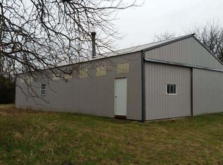 5937 SE Woodring Rd, Berryton, KS 66409