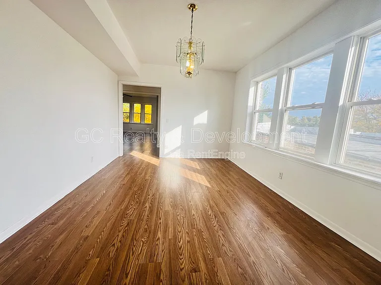 6124 S Whipple St #3 — Photo 10