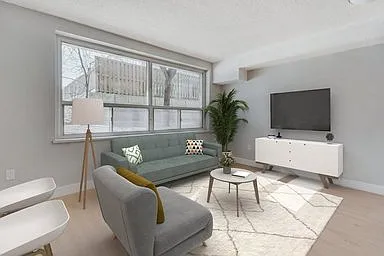 10 Wilmington Ave — Photo 4