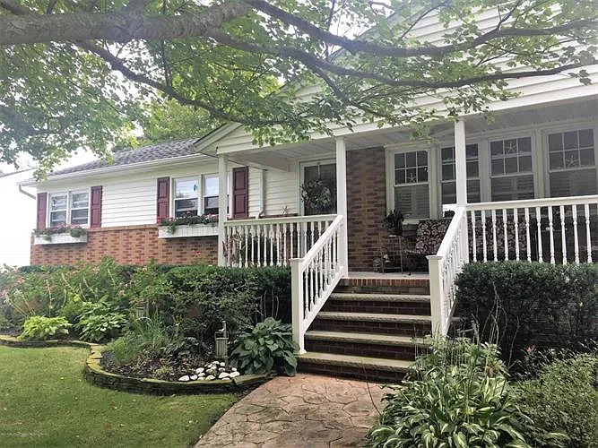 801 Fay Ct photo 1