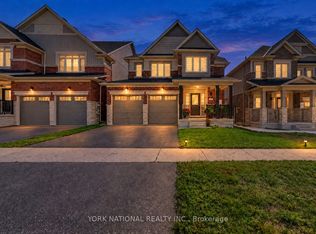 32 Copperhill Hts E, Barrie, ON L9J0K6