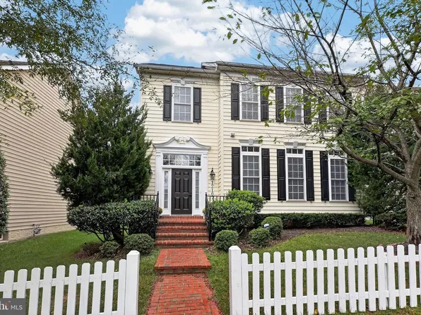 12107 Magnolia Park Pl, Clarksburg, MD 20871