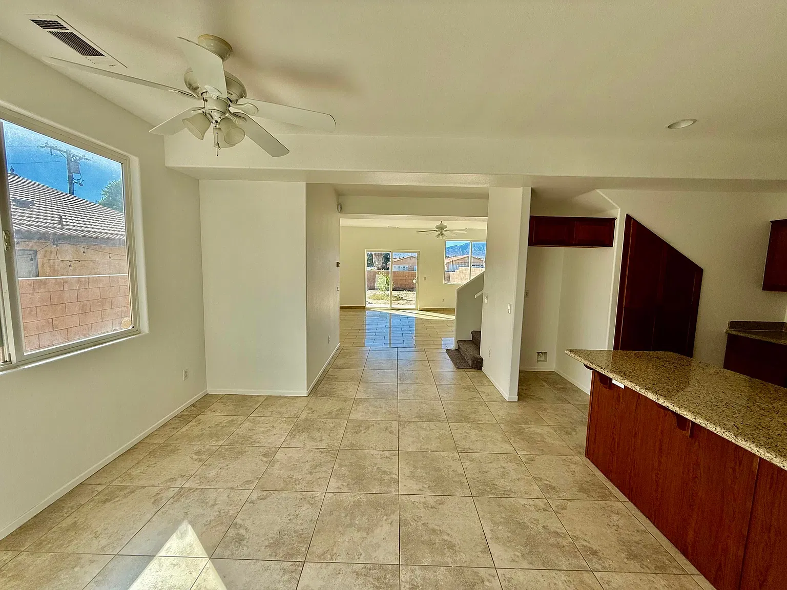 3 bed, 2.5 bath, 1542 sqft, $2,250 — Photo 2