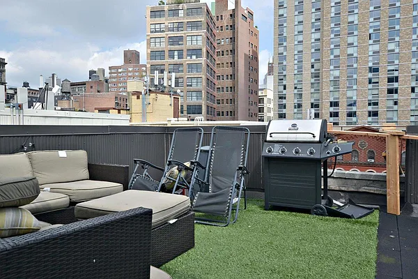 Rented by Mallory Management Corp | media 6