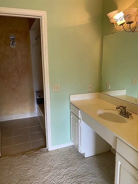 2 bed, 1224 sqft, $1,800 — Photo 2