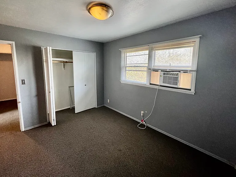 728 Saint Charles St #3 — Photo 10