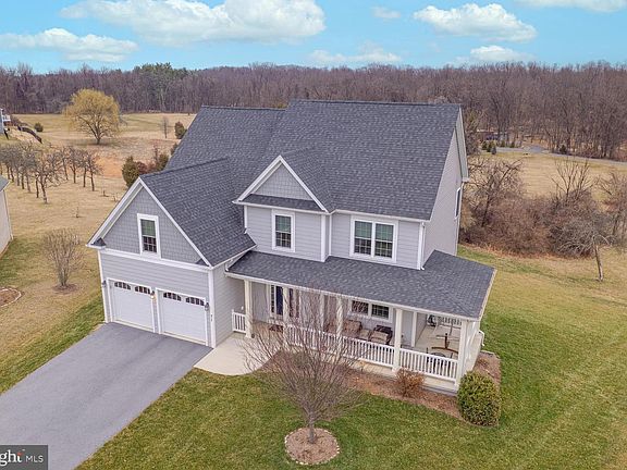 3rd image of 71 Rolling Green Ct