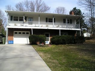 192 Wildwood Ln, Winston Salem, NC 27107