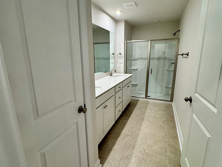 7453 Linda Vista Ln — Photo 23