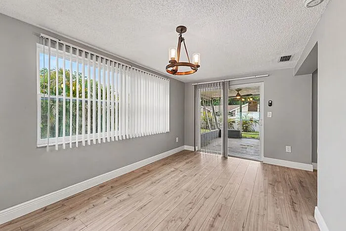 3528 Rock Royal Dr — Photo 5
