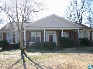 4 Windsor Cir, Anniston, AL 36207