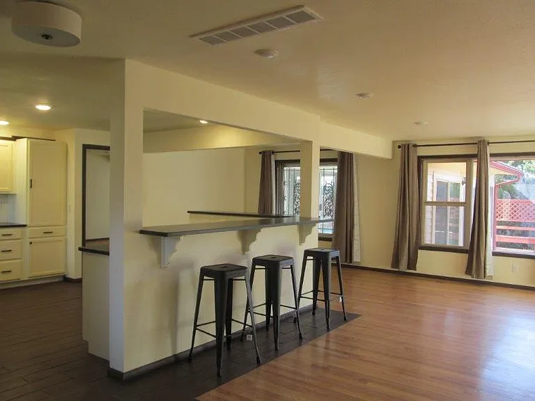 2165 S Ridgeview Way — Photo 6