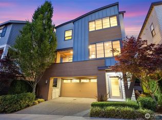 10615 NE 65th Ln, Kirkland, WA