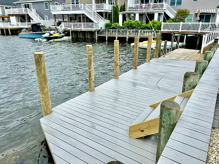 30' Dock