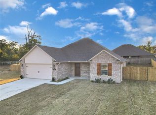 1001 Partridge Pl, Barling, AR 72923