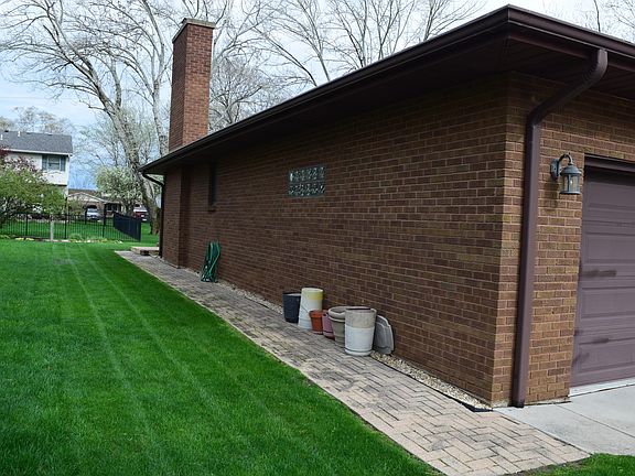 2nd image of 2508 Dorset Dr