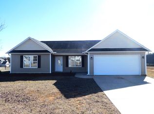 151 Oak Brook Ln, Gaffney, SC 29341