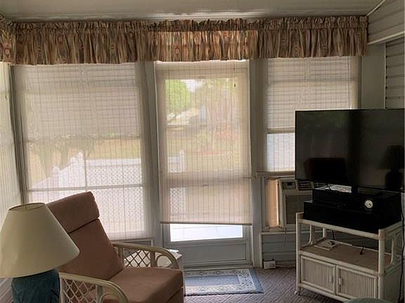2nd image of 9978 Bardmoor Ct