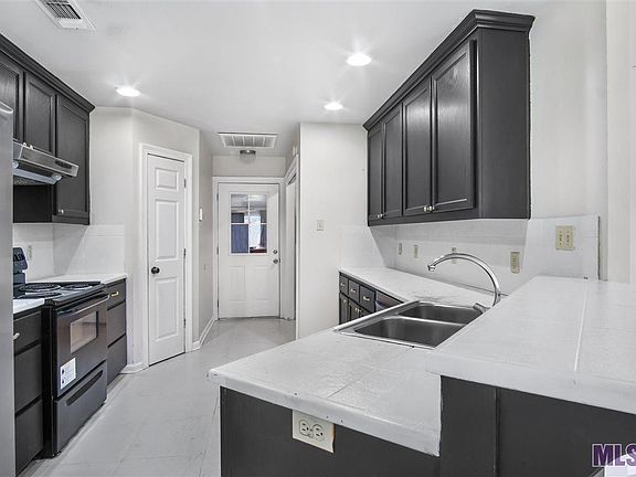 4th image of 4446 Westwood Dr