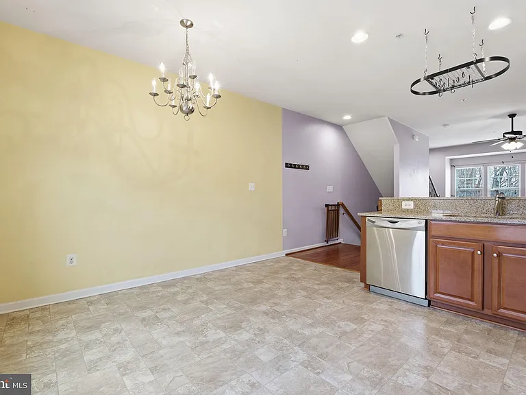 4505 Foster Ave — Photo 3