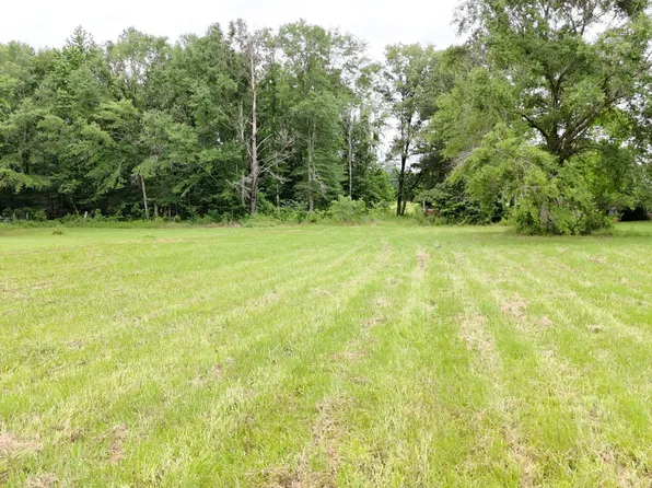 1326 Highway 80, Morton, MS 39117