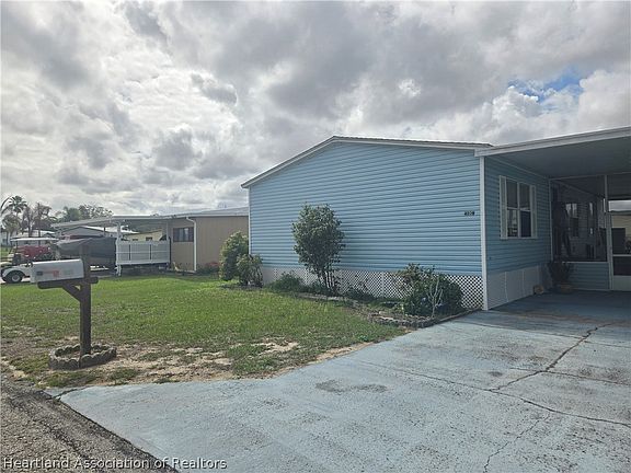 3rd image of 4901 Jasper St