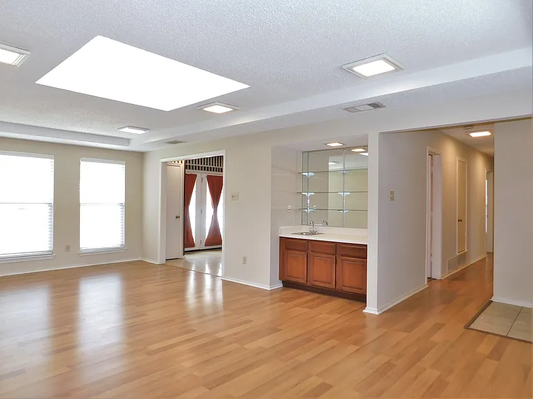 2726 Mill Trce — Photo 5