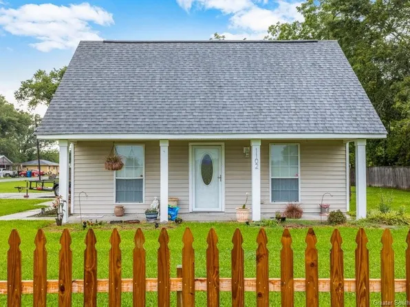 1102 W Division St, Jennings, LA 70546
