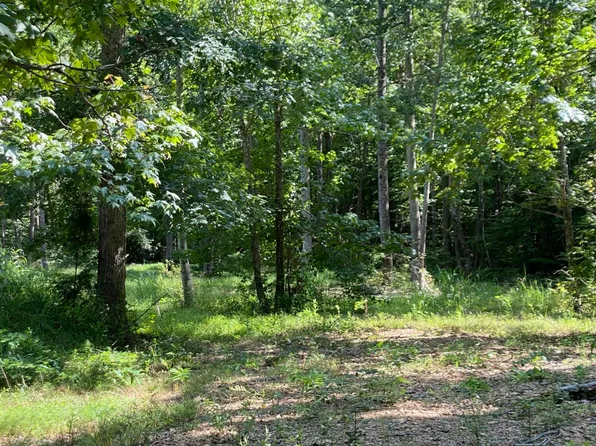 9999 Pin Oak Dr, Stanford, KY 40484