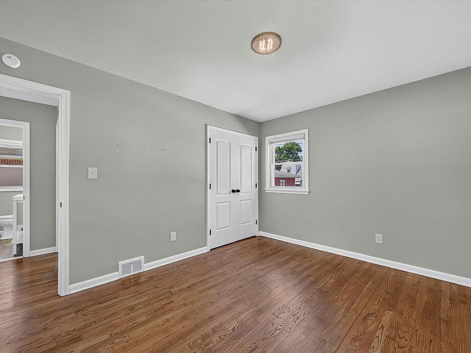 6796 Norwood Ave, photo 30