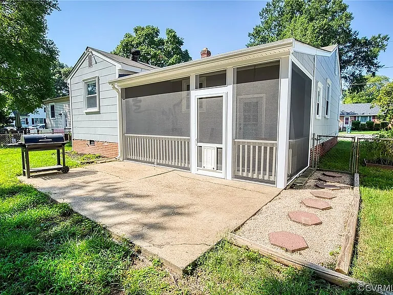 6903 Princess Rd — Photo 18