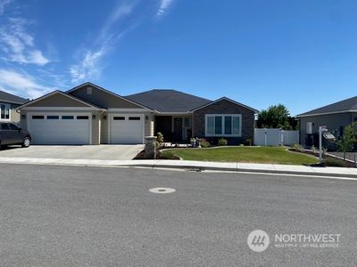 675 S PERRY Avenue, East Wenatchee, WA, 98802
