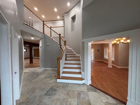 5th image of 604 Edelweiss Ct