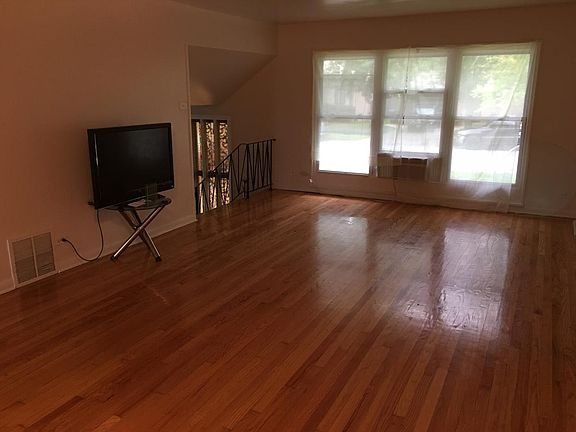 3rd image of 15335 Diekman Ct