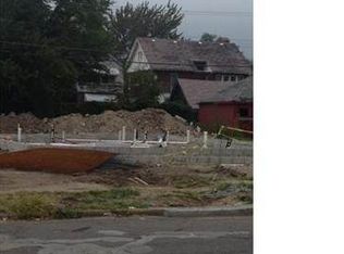 92 Pilgrim St, Highland Park, MI 48203