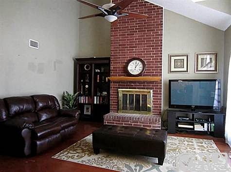 5th image of 4357 Walsh Ln
